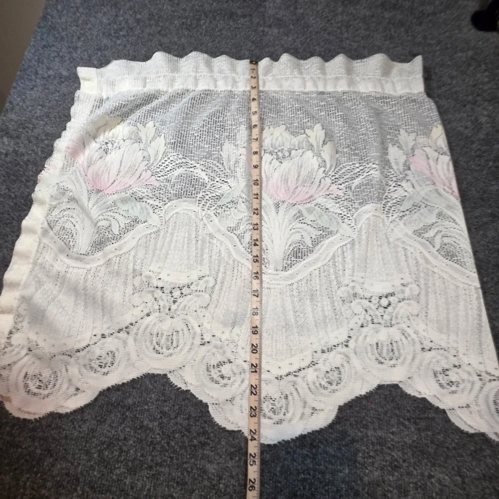 Vintage 2pc White Lace Floral Pink Tulip Cafe Curtain Valance Scalloped Edge